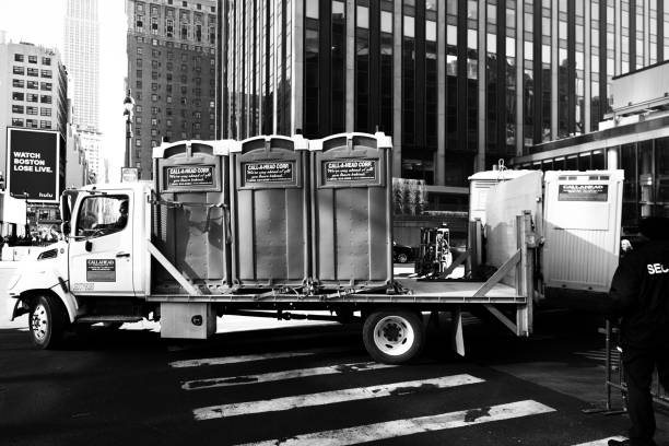 Best Porta potty delivery and setup  in The Plains, OH